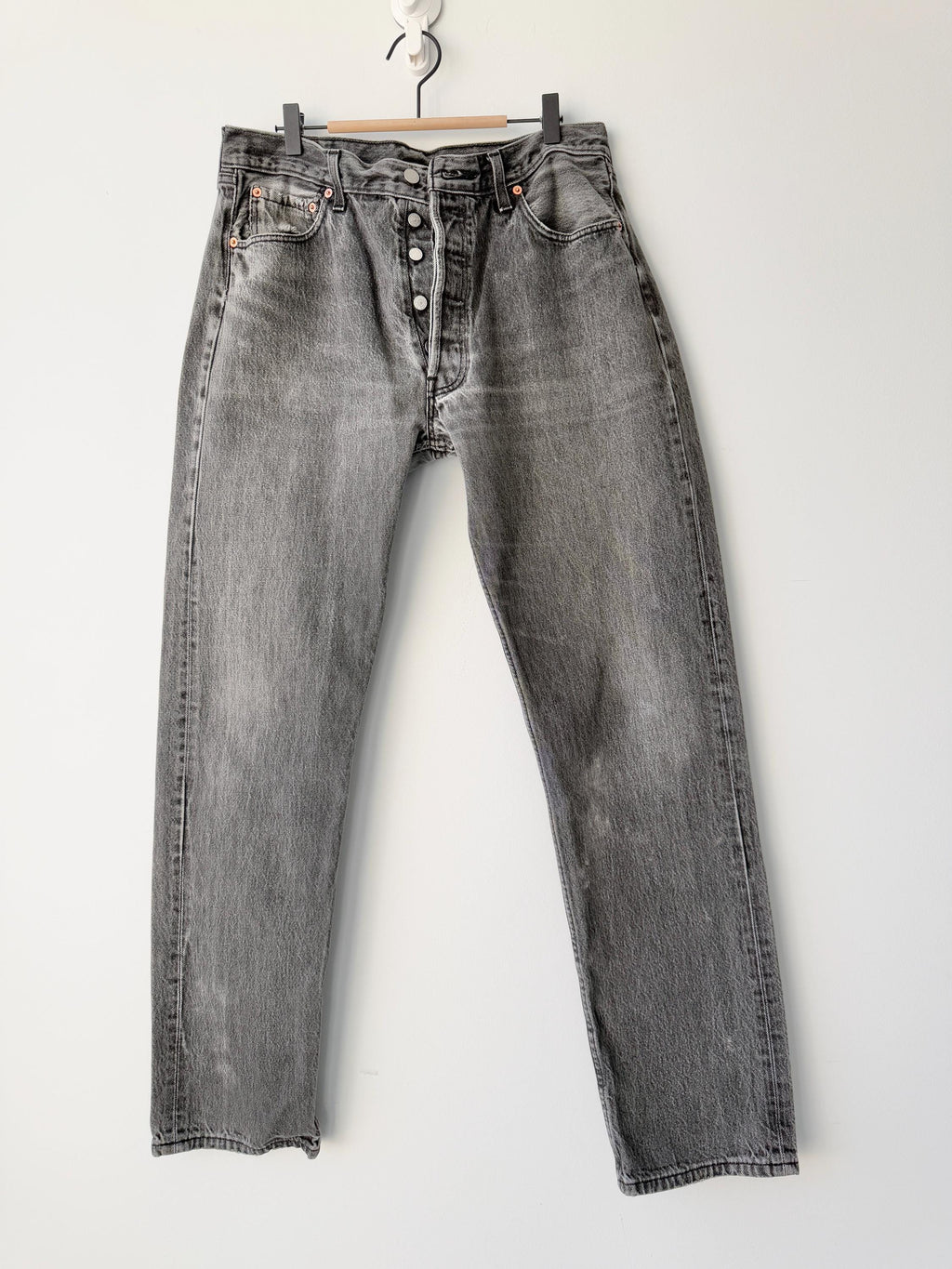 w33 L33 Levis 501 vintage faded  black 90s made in U.K. straight leg jeans 501 32”/33” waist (febuk)