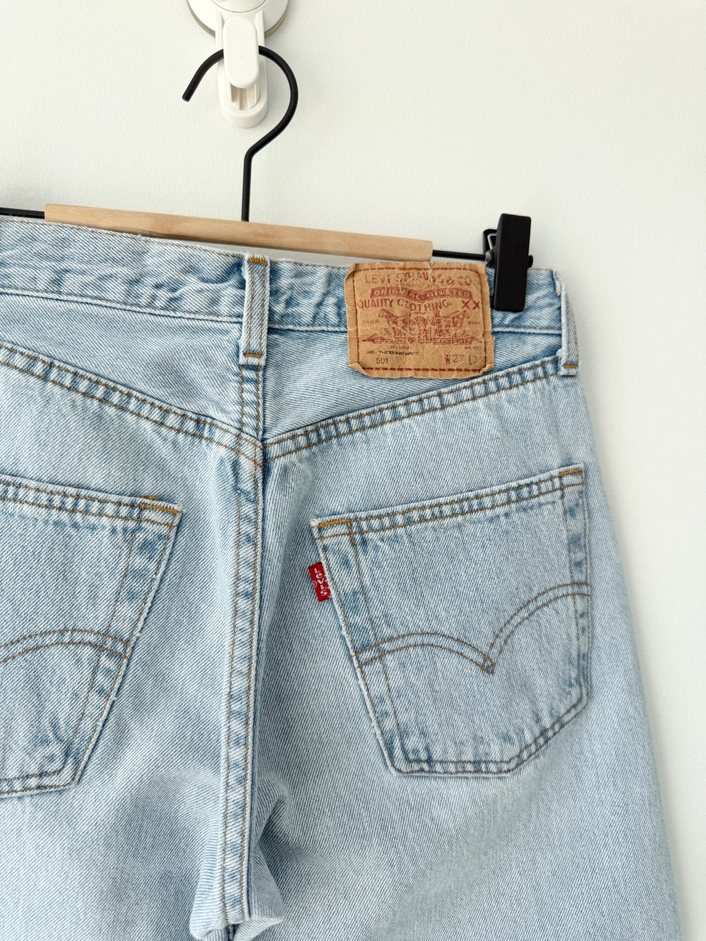 W25 L27 Levis 501 vintage 25” waist light blue 501s made in France 90s (posted weekend)