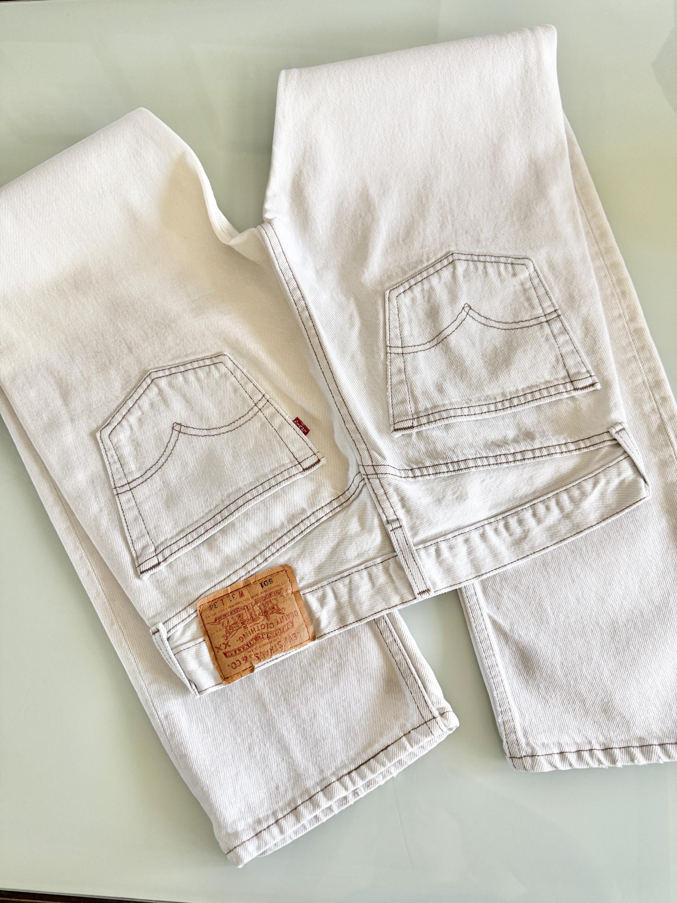 w30 L33 Levis 501 29-30” waist vintage beige 501s  made in USA 90s straight leg jeans 501