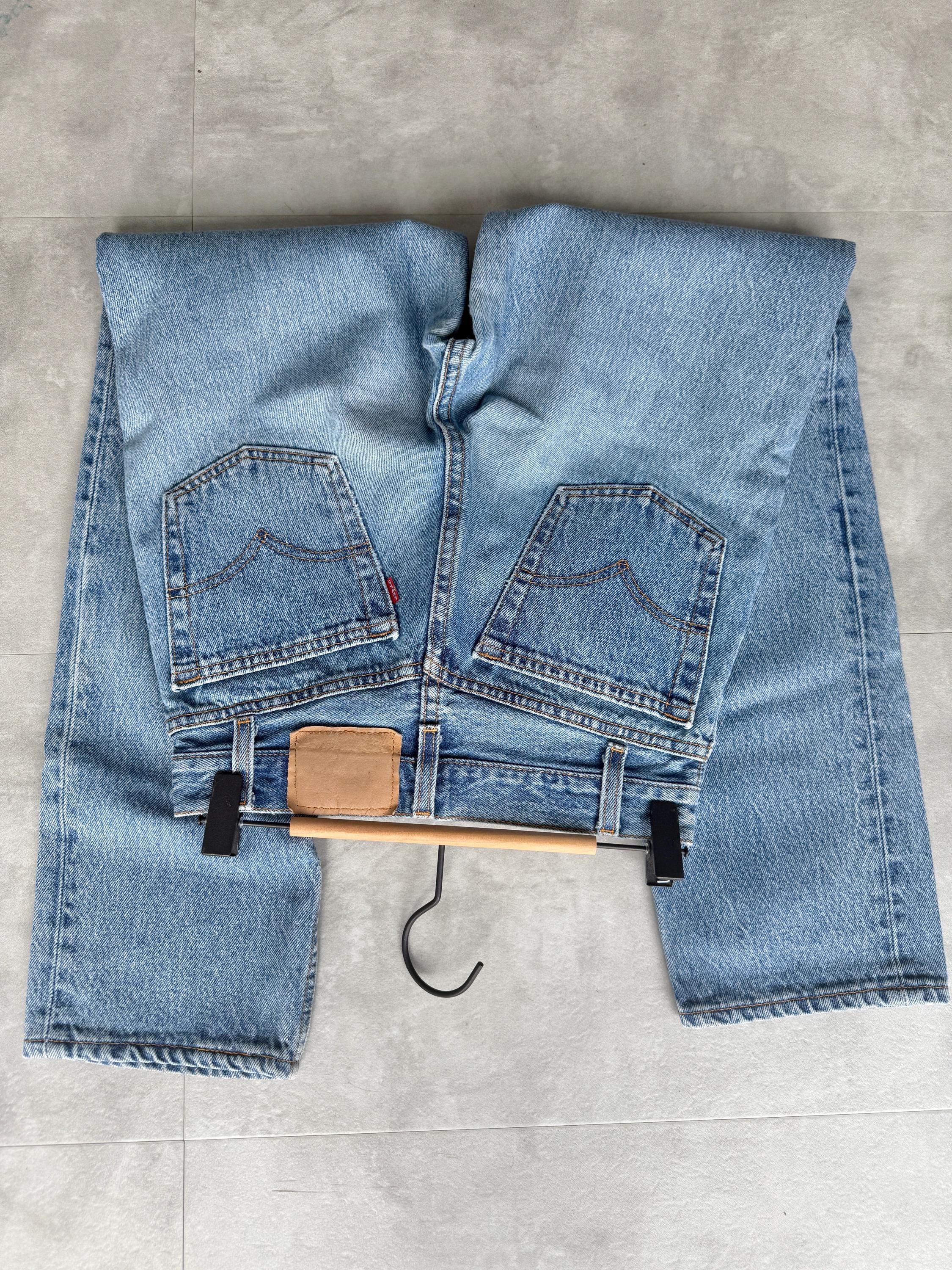Vintage Levi’s 501 w25 L27 student fit made in USA