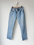 W27 L31 vintage Levis 501 26-27” measured medium blue fade made in y2k