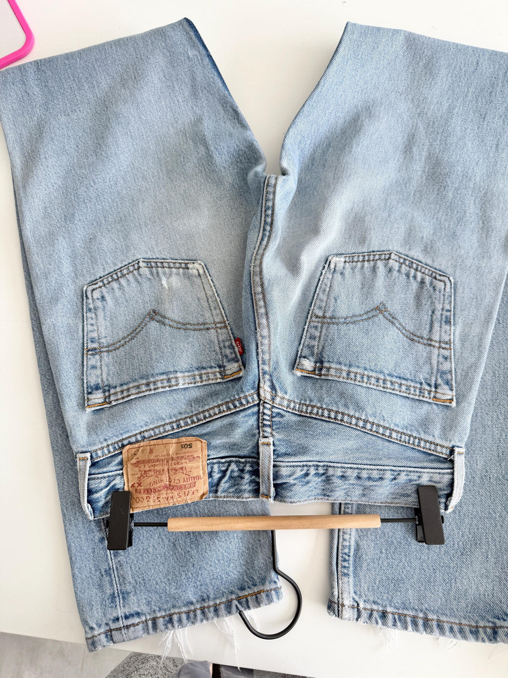 W27 L32 Levis 501 vintage 26-27” measured waist faded light medium blue year 2000 made in turkey new