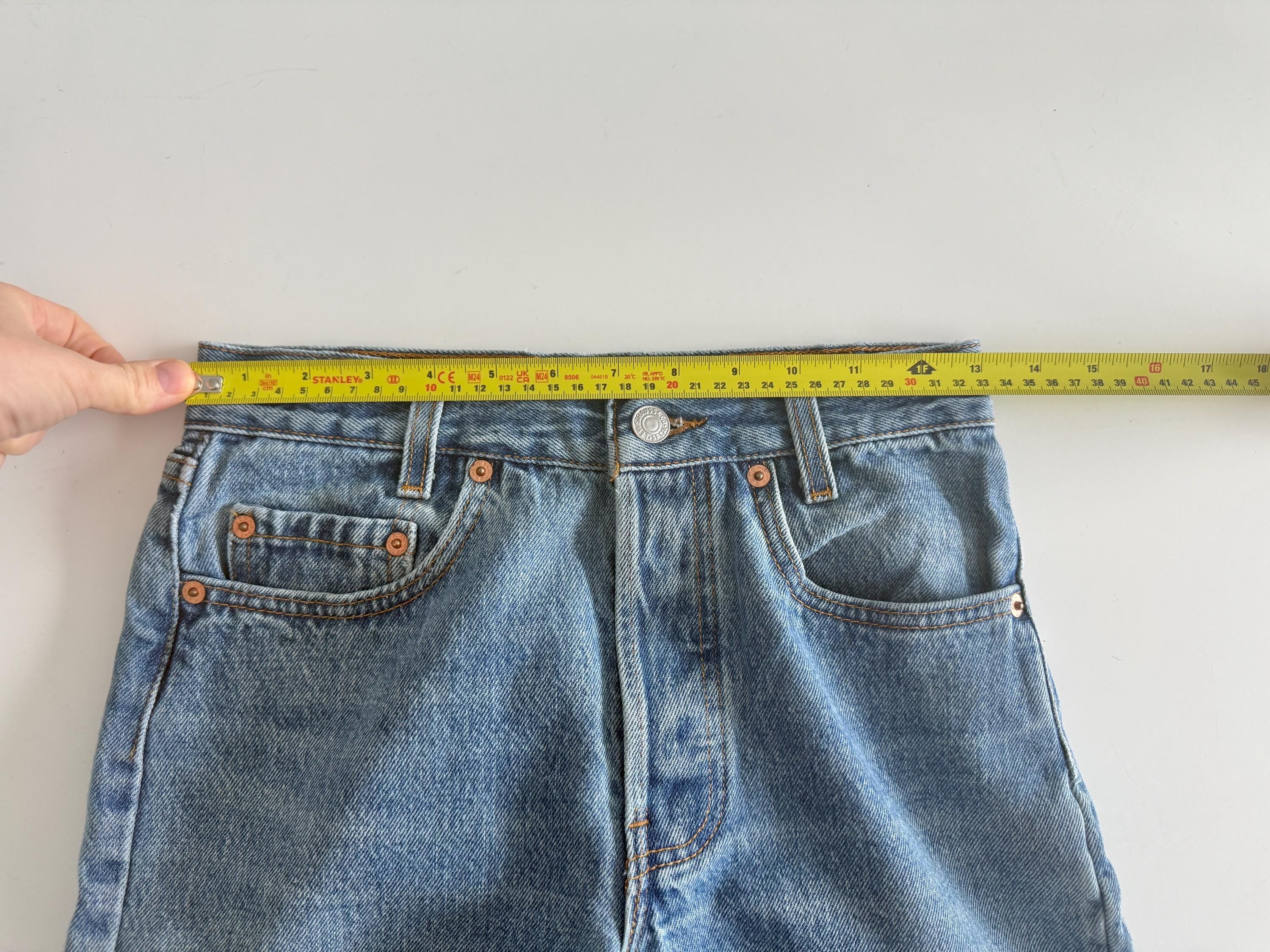 Vintage Levi’s 501 w25 L27 student fit made in USA