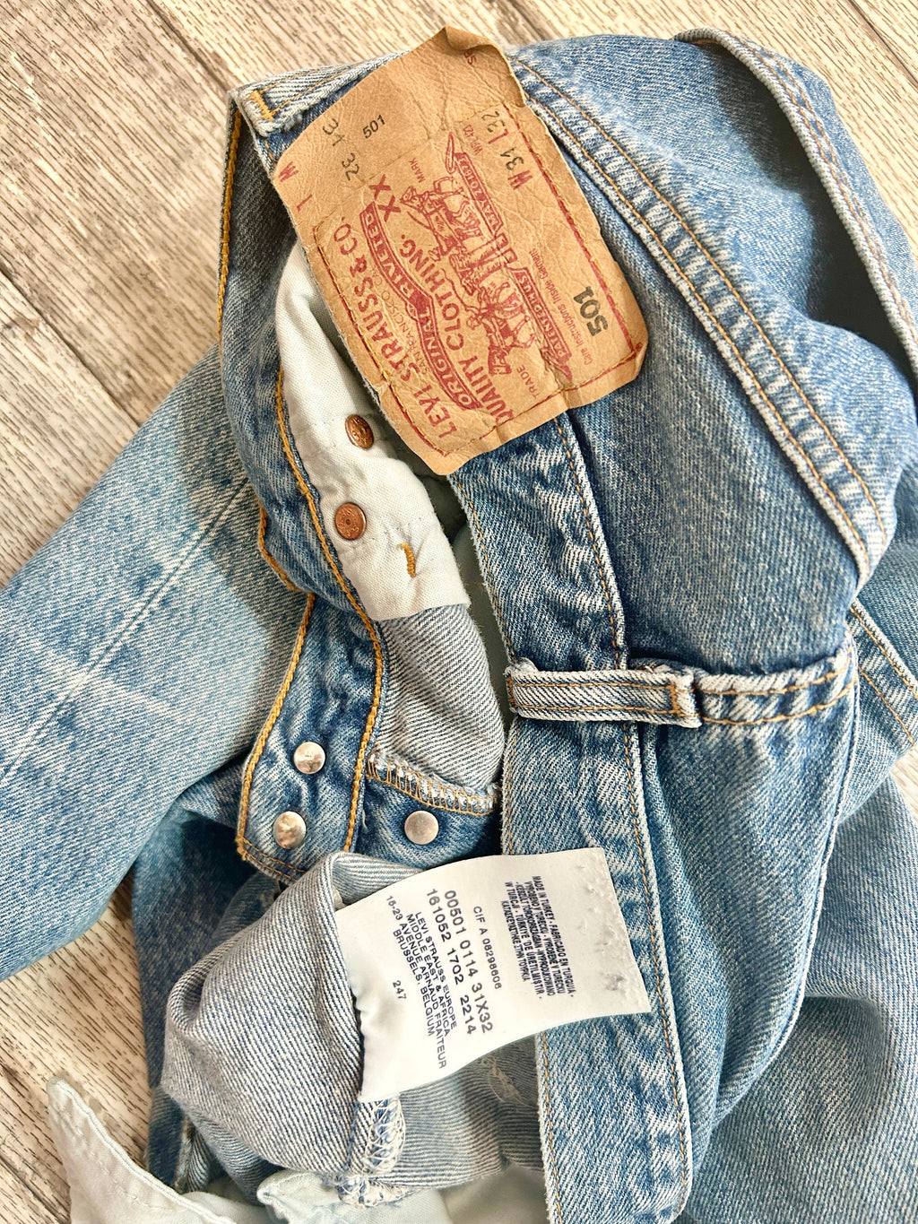 Levi’s 501 jeans w29 L27 faded denim vintage Levi’s 501s straight leg vintage levis 501 jeans