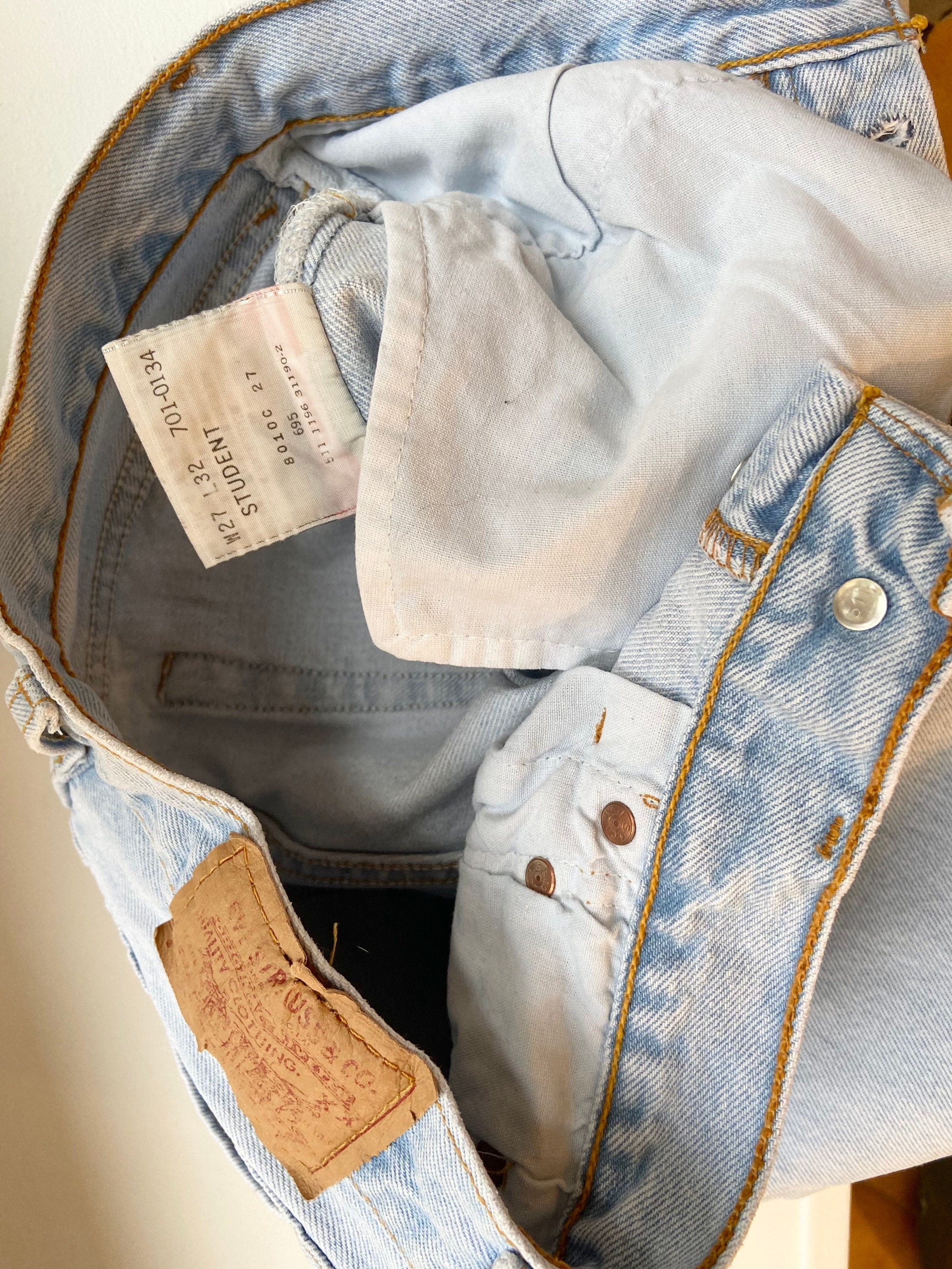 Vintage Levi’s student w25” L29”  1996 made in USA