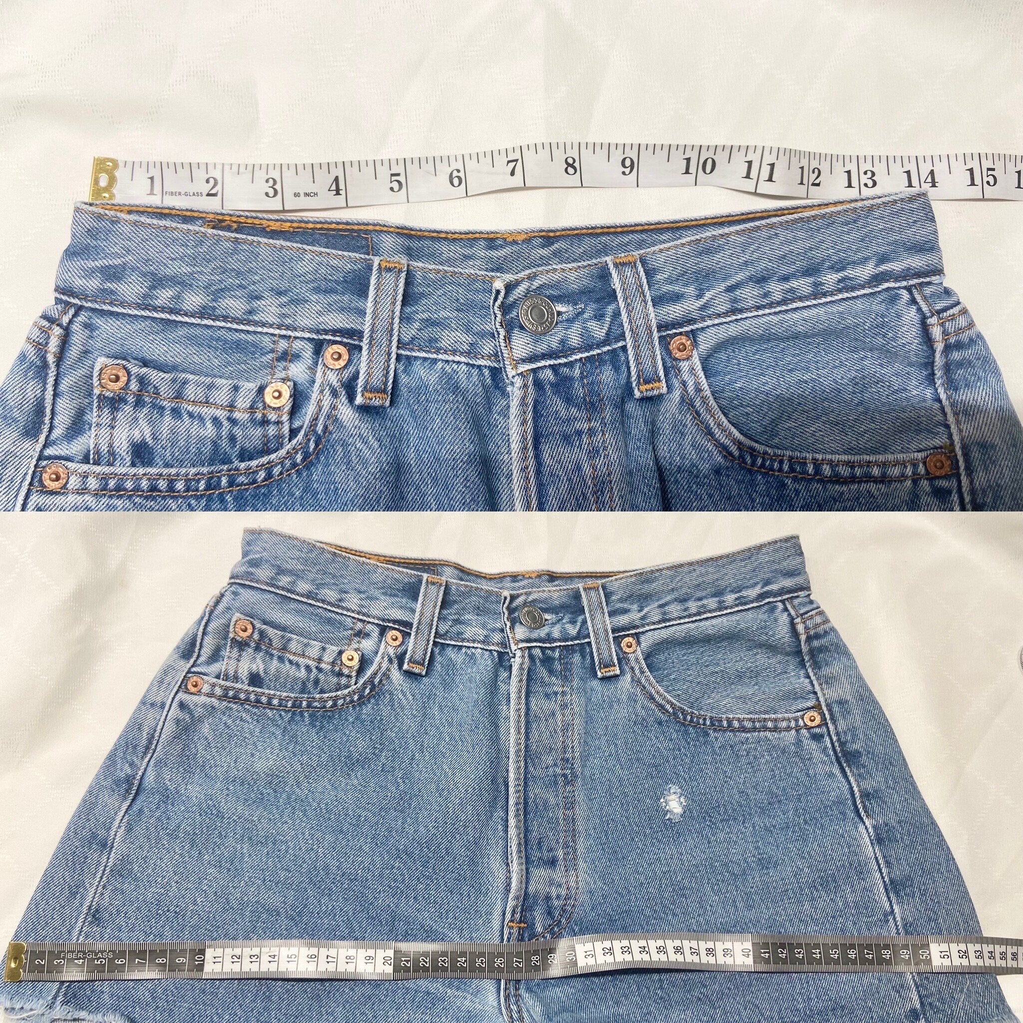 w27 Vintage Levi’s 501 button shorts  medium blue wash