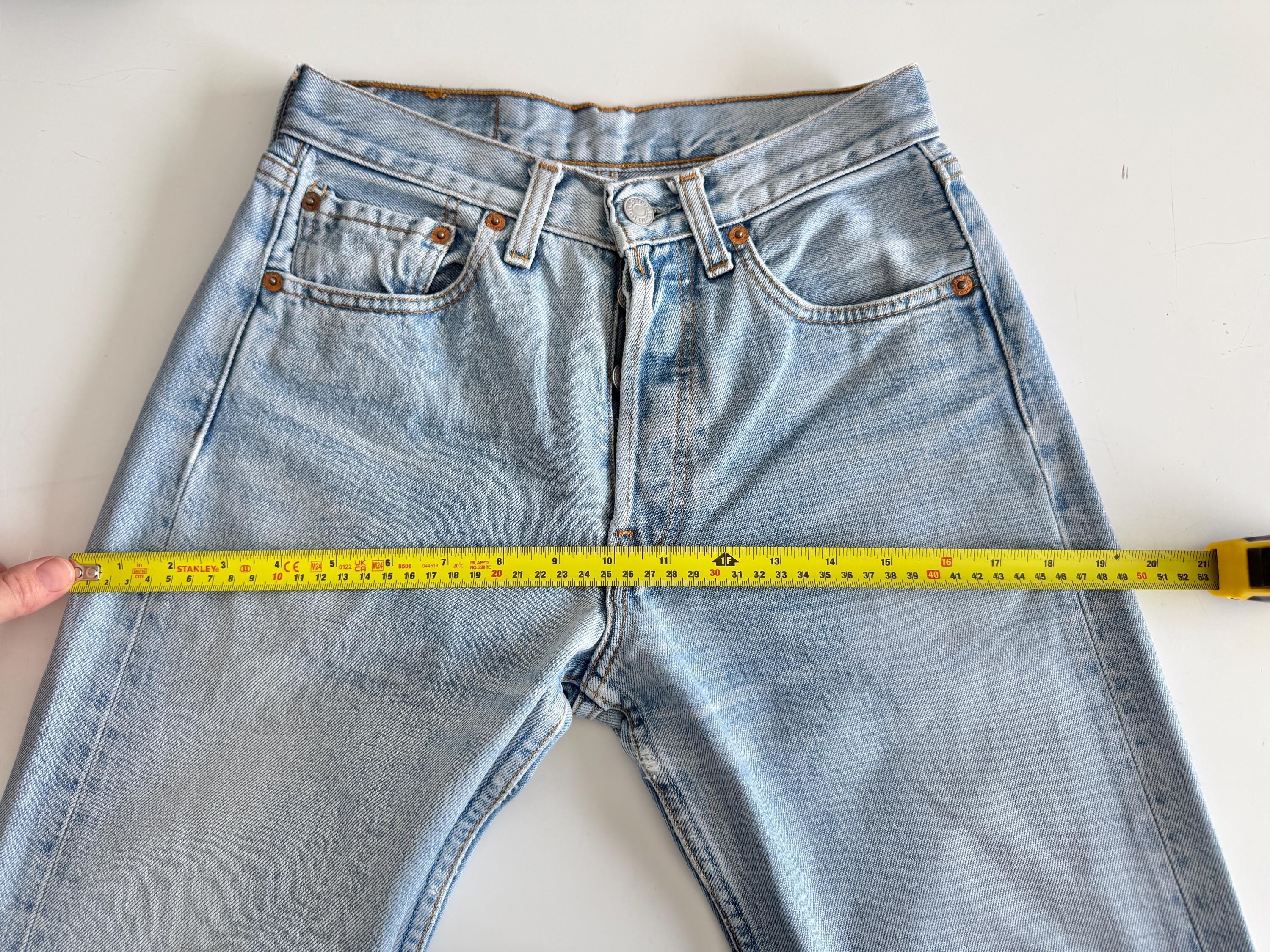 W25 L29 vintage Levis 501 24-25” measured waist light blue faded made in 90s