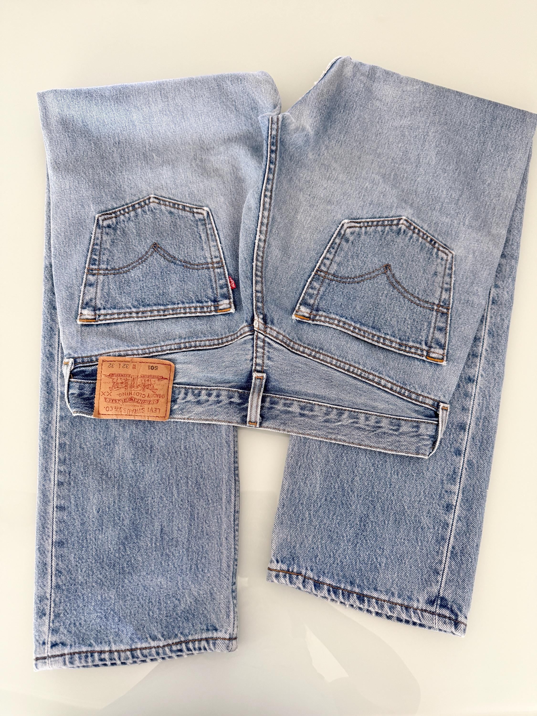 W30 L31 Levis 501 vintage 29-30” waist medium faded blue 501s made in Canada 90s